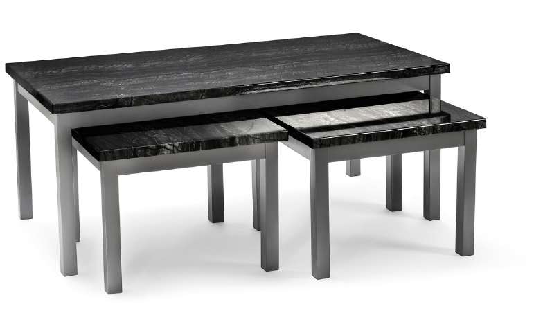 Lucy 2+1 Tables in situ