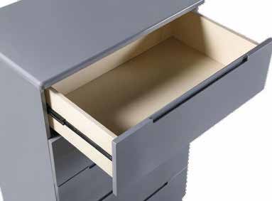 CD01 Chester Drawers X5 in situ